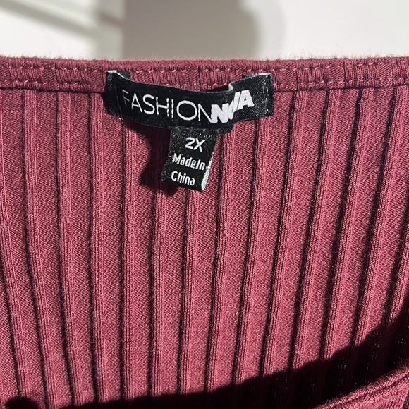 Fashion Nova Only Thing We Know Wine Knit Long Sleeve Button Down Crop Top 2X - Picture 7 of 10